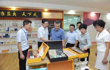 王江副省长调研lol投注平台竞技宝手机端千年竞技宝入口工业旅游项目 王江副省长调研lol投注平台竞技宝手机端千年竞技宝入口工业旅游项目